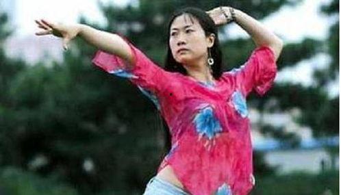 网红吃瓜群靠什么盈利,揭秘其盈利之道